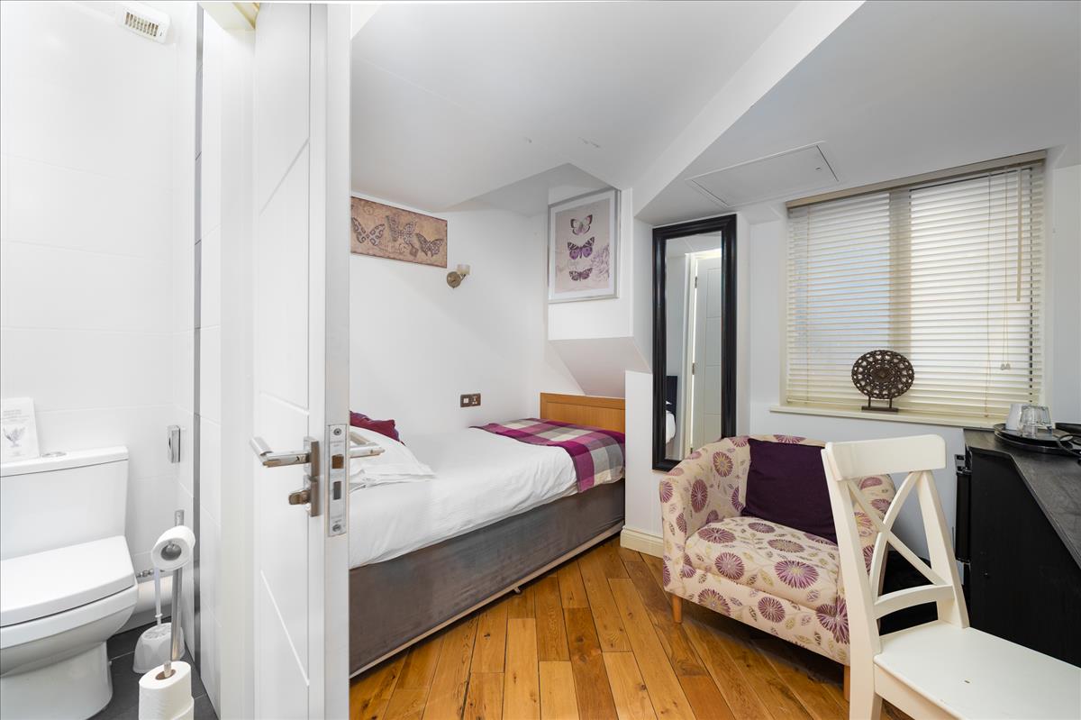 Property Image 4daa558b-8fa6-459d-bc8d-ed4ea0550b02