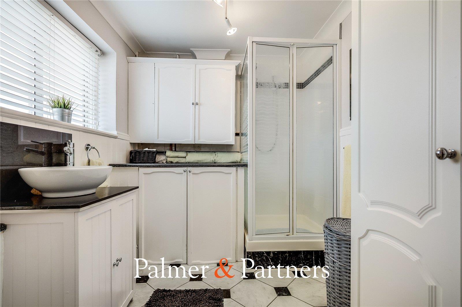 Property Image 4daad843-dafb-46c8-9a7a-703d40f42283