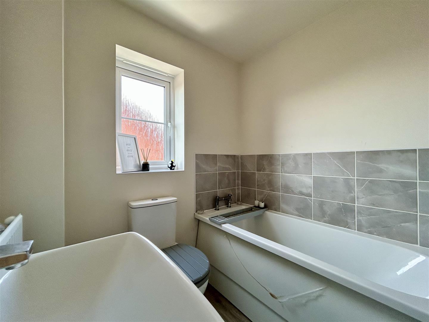 Property Image 4dac41e1-4efa-4ff1-ba31-fbc68089b132
