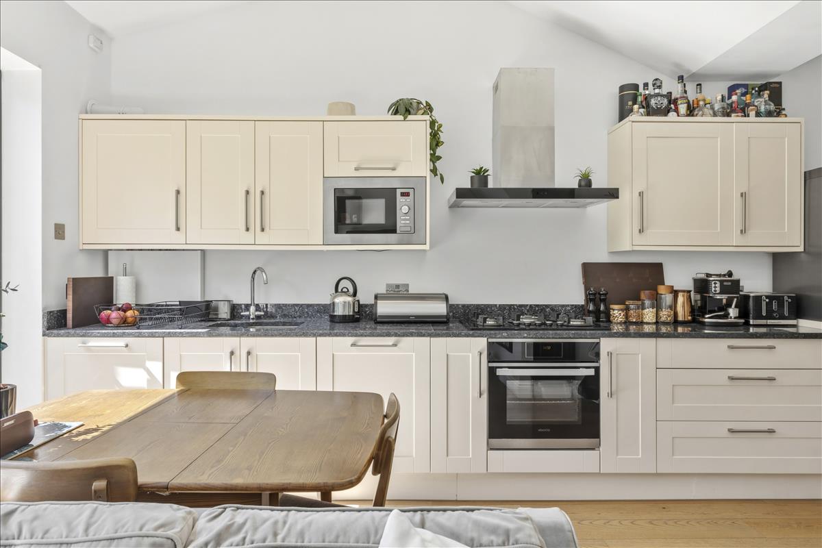 Property Image 4dafda5f-a437-44d6-b9cd-4fb2d774ce3b