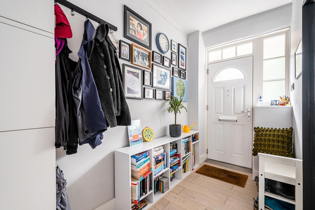 Property Image 4db2e430-1820-4699-8f08-2eabc0ea733e
