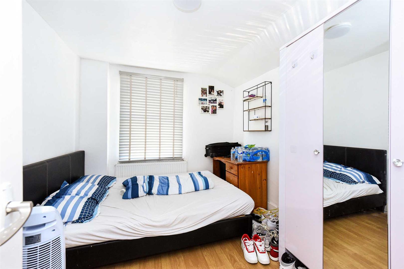 Property Image 4db54db3-d424-45d6-a082-1163ab16af4c