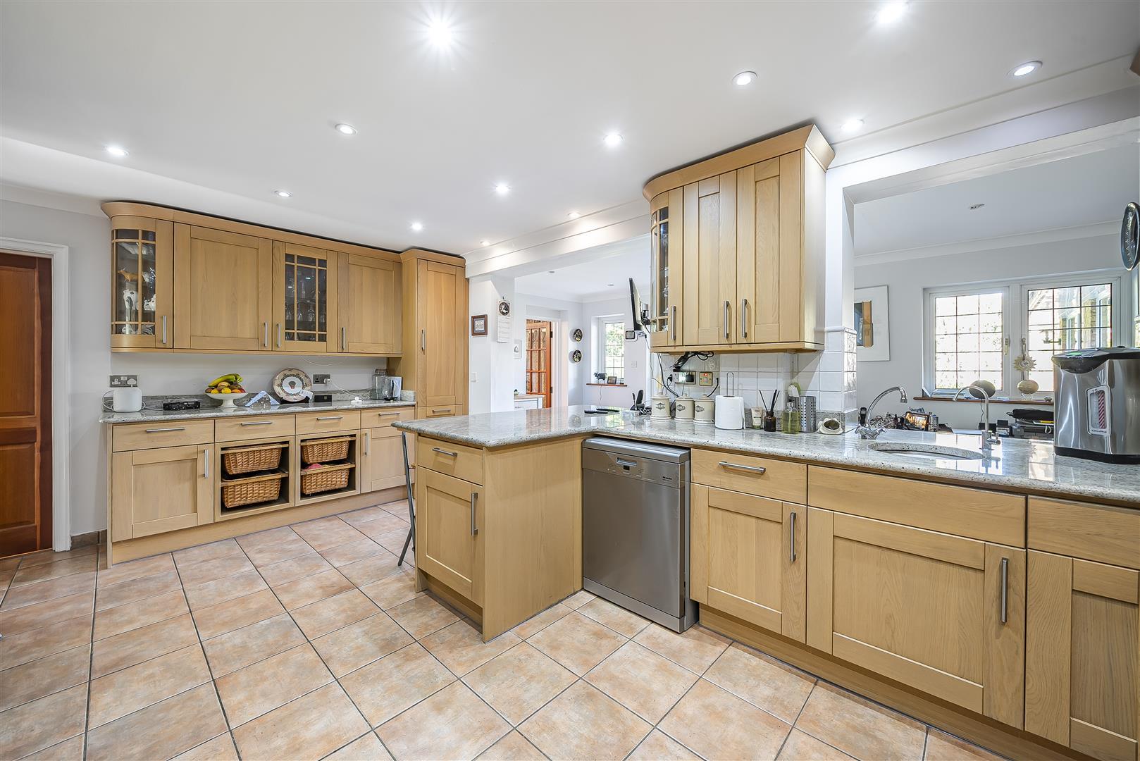 Property Image 4dc000d3-2814-4394-9b50-f7288cf5e7cd