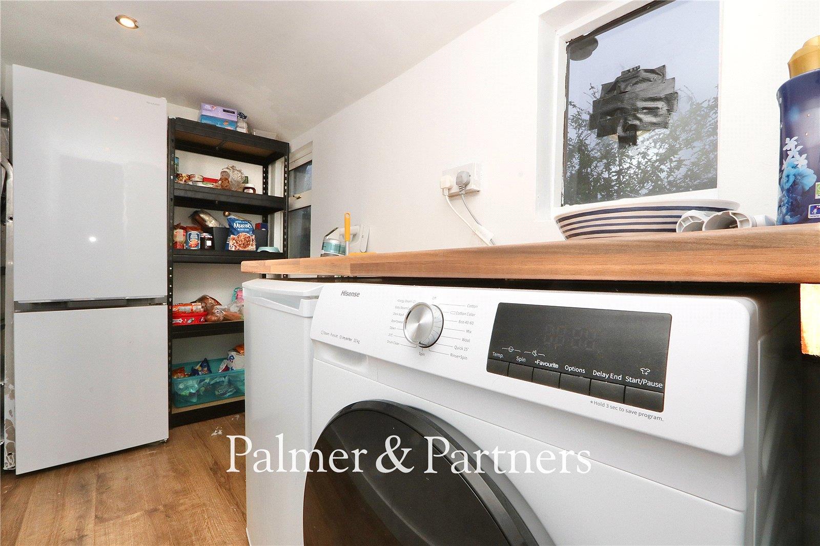 Property Image 4dcf21ad-ad57-40a4-bcc6-3c03559fcde0