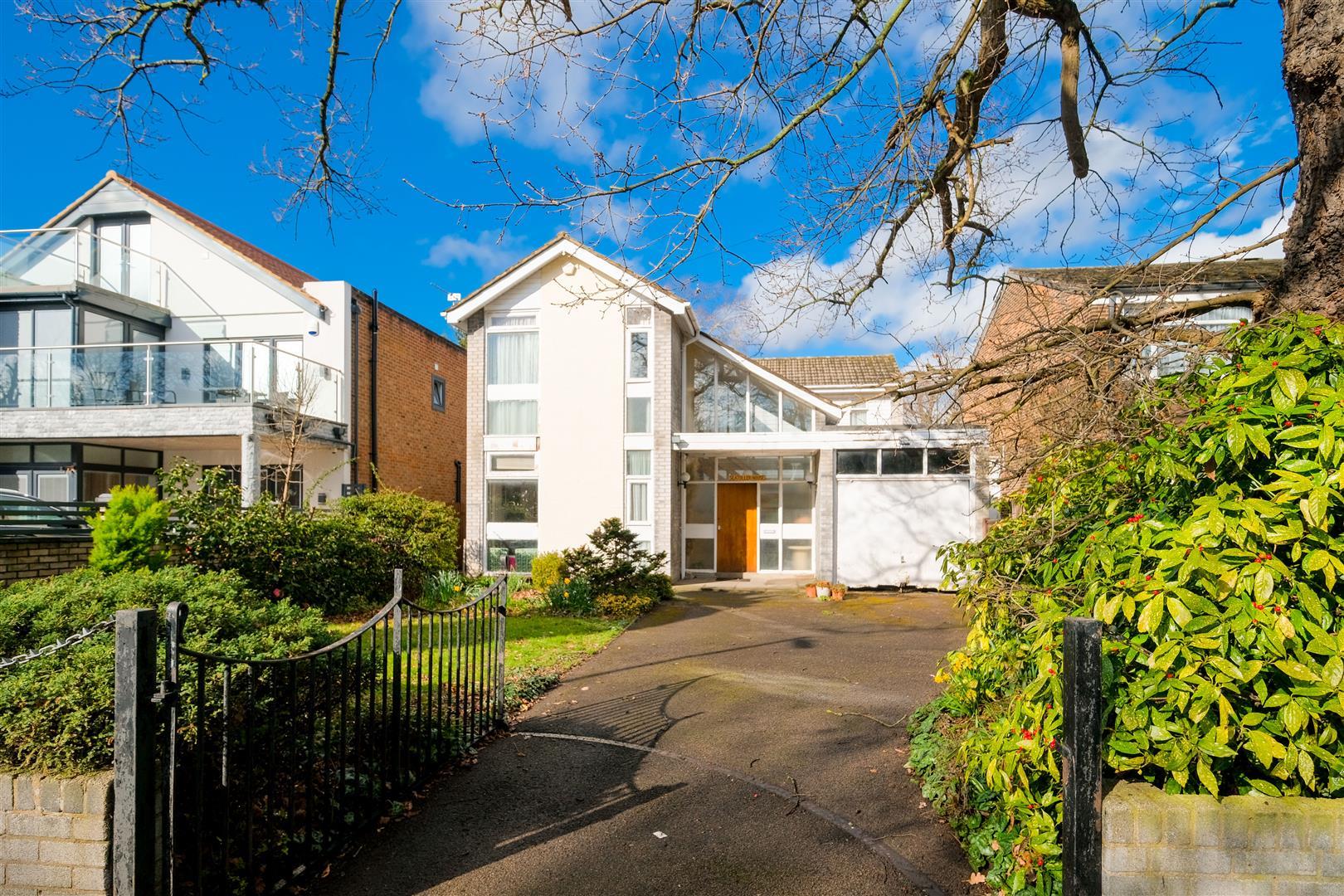 Property Image 4df7cb5f-e011-41dc-b33b-9a2116e76514