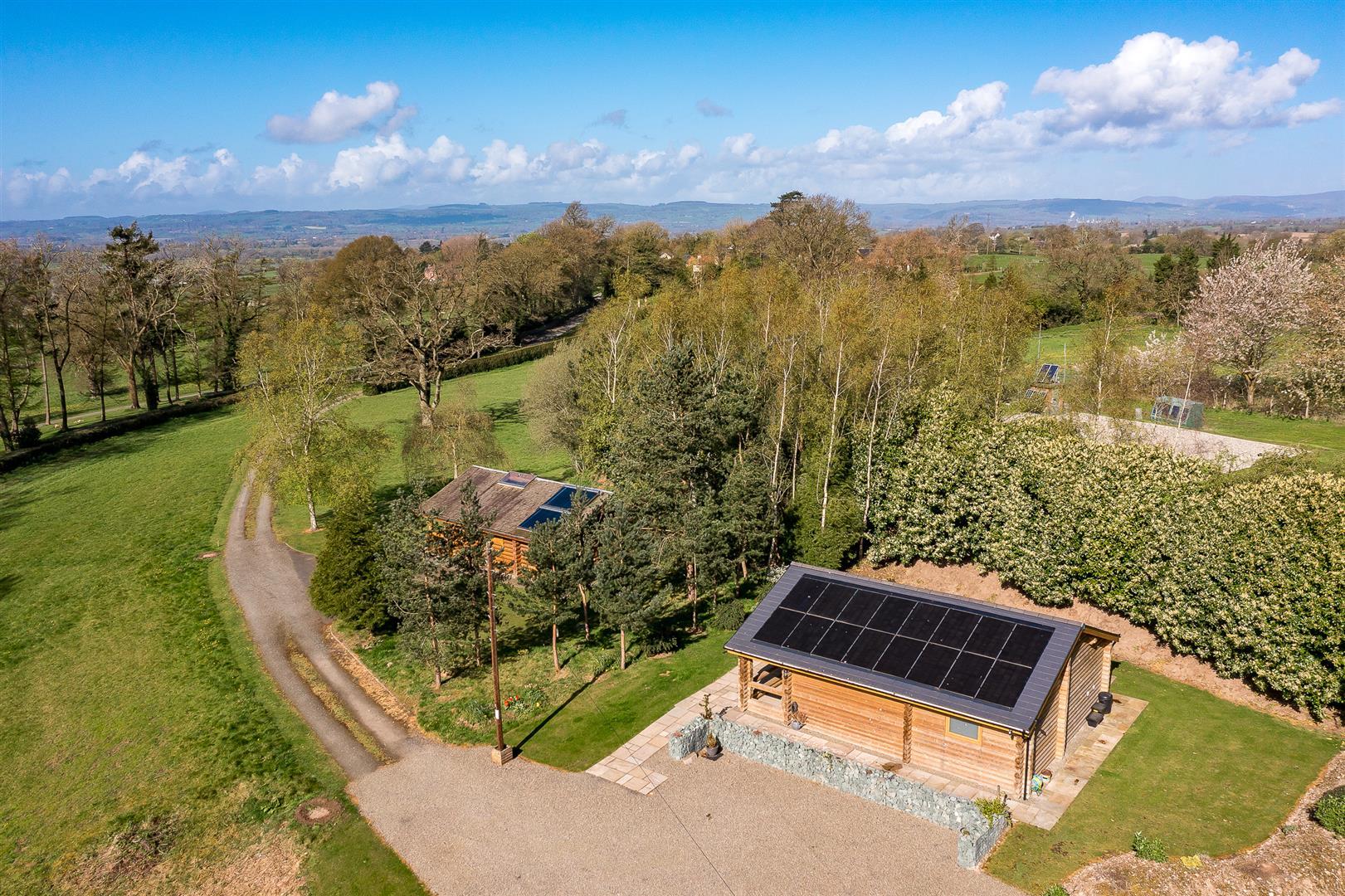 Property Image 4e0a8e8c-03f7-4bd8-8121-9d2b12062f67