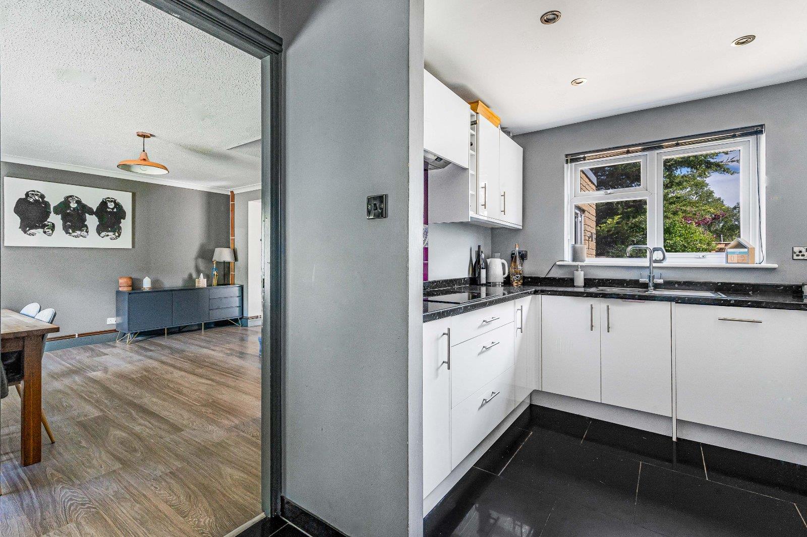 Property Image 4e412079-f78b-4778-8c1d-aeafb0f8a21d