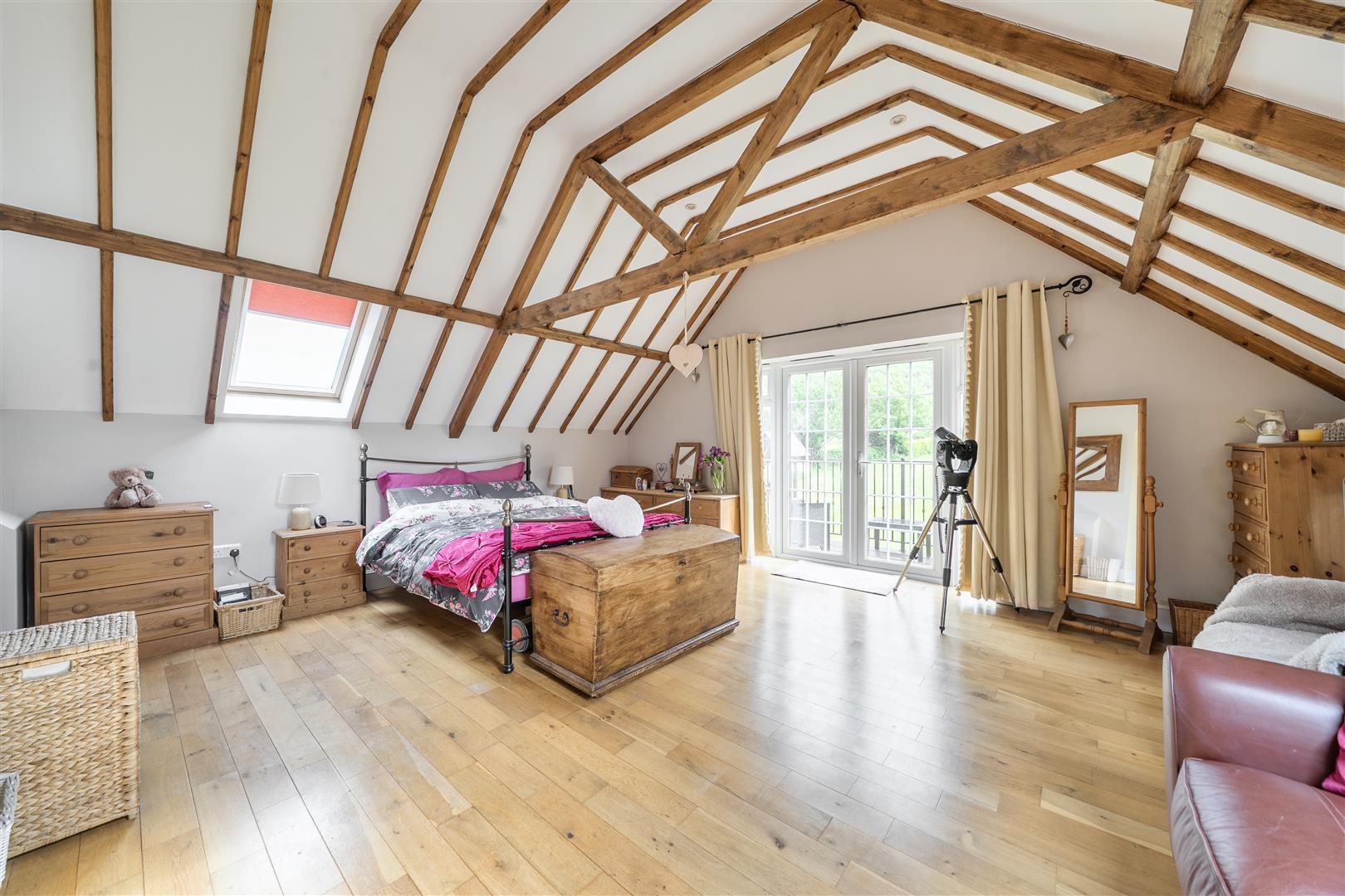 Property Image 4e4b38e2-c0c2-4f00-9af9-c168e15f2c26