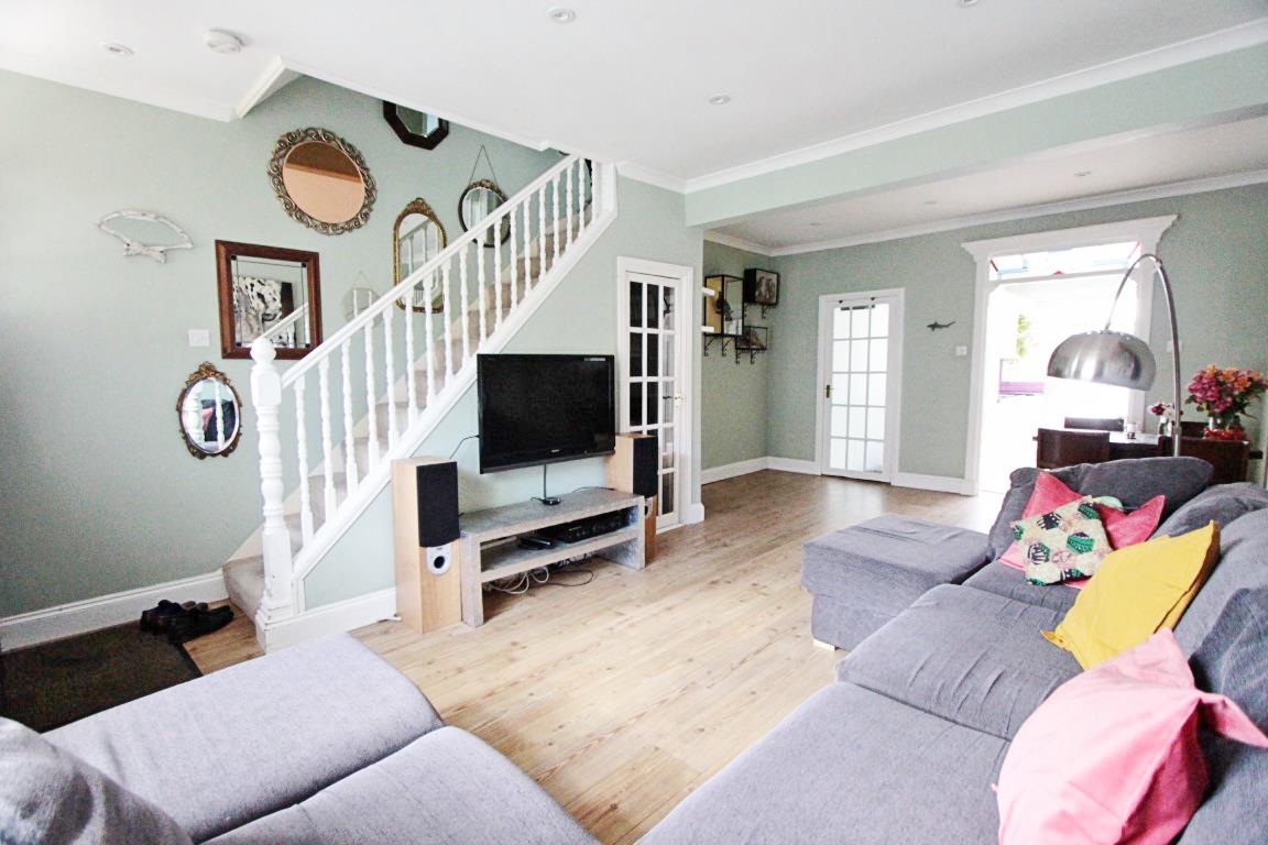 Property Image 4e4fd8ff-875f-4617-ad97-e6cb3ca41e1d