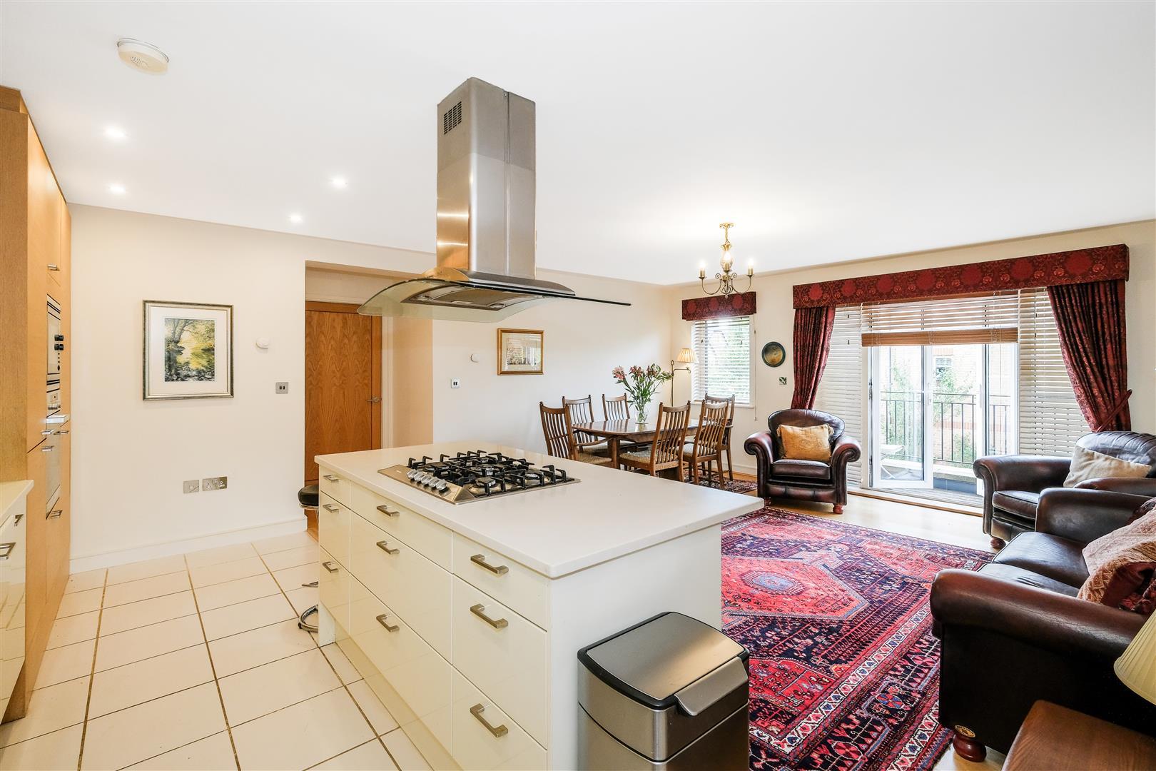 Property Image 4e53669d-9ddf-4b86-9fc4-48a2379631ae