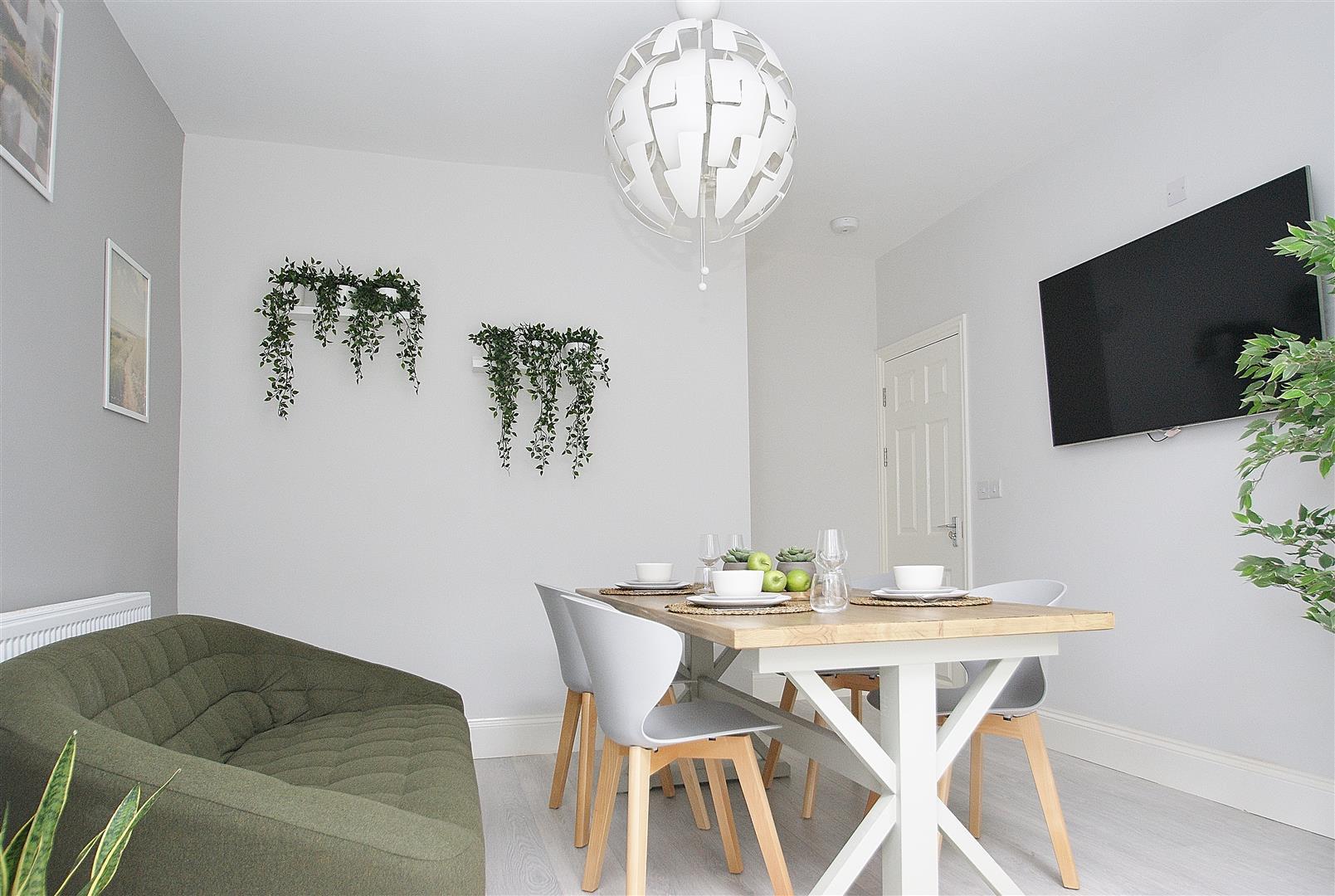 Property Image 4e5367b0-ad68-44cf-bad9-fcf49571e4ee