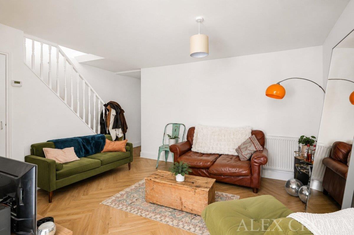 Property Image 4e67748c-695c-4800-a616-1398f38caf33