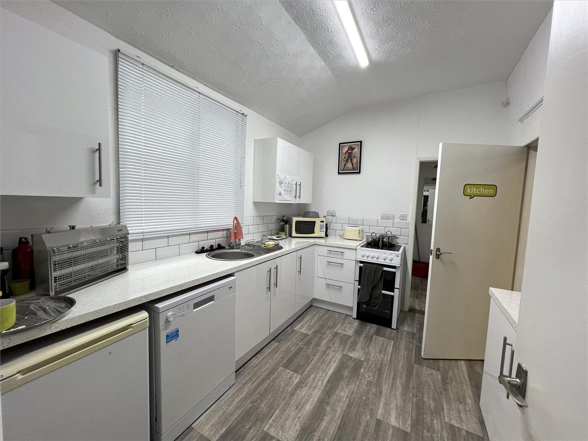 Property Image 4e6bd9d0-3f7e-43f4-8e58-b1e03363e175