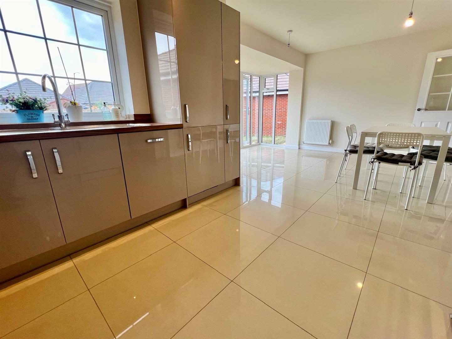 Property Image 4e807c12-f00c-48ea-8a91-64c3b502f9b9
