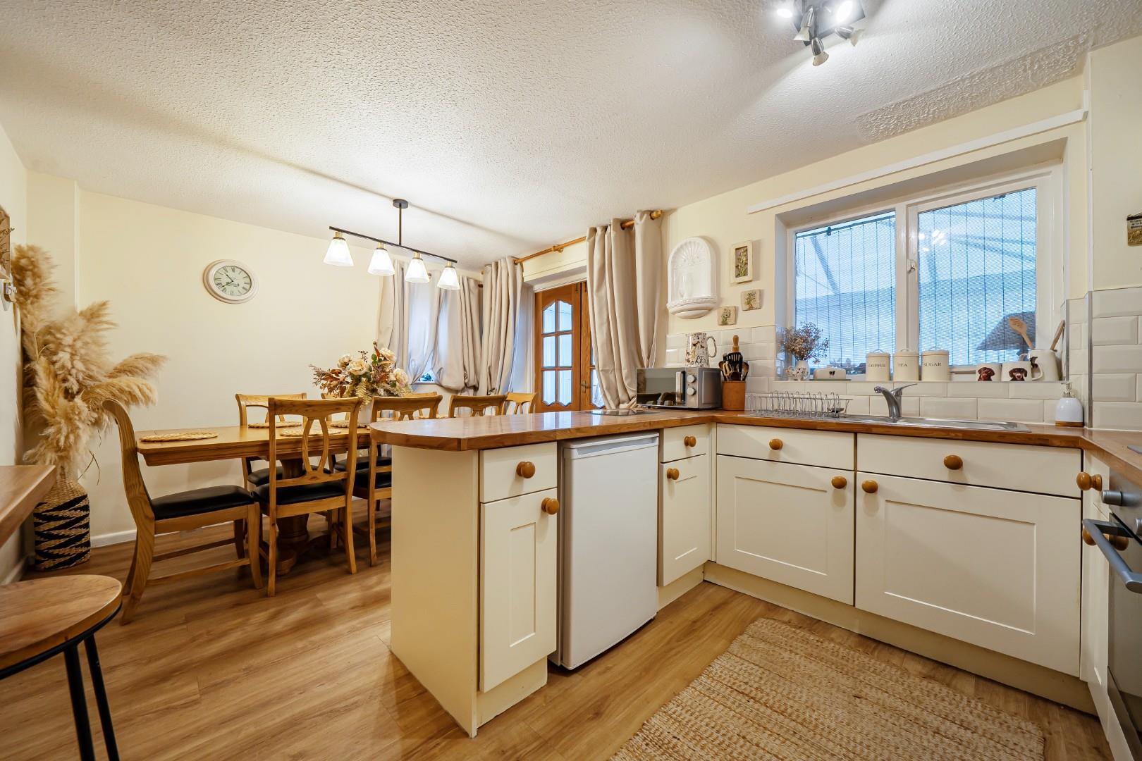 Property Image 4e938e16-fc57-4d4f-a6ec-1118c79c1a69
