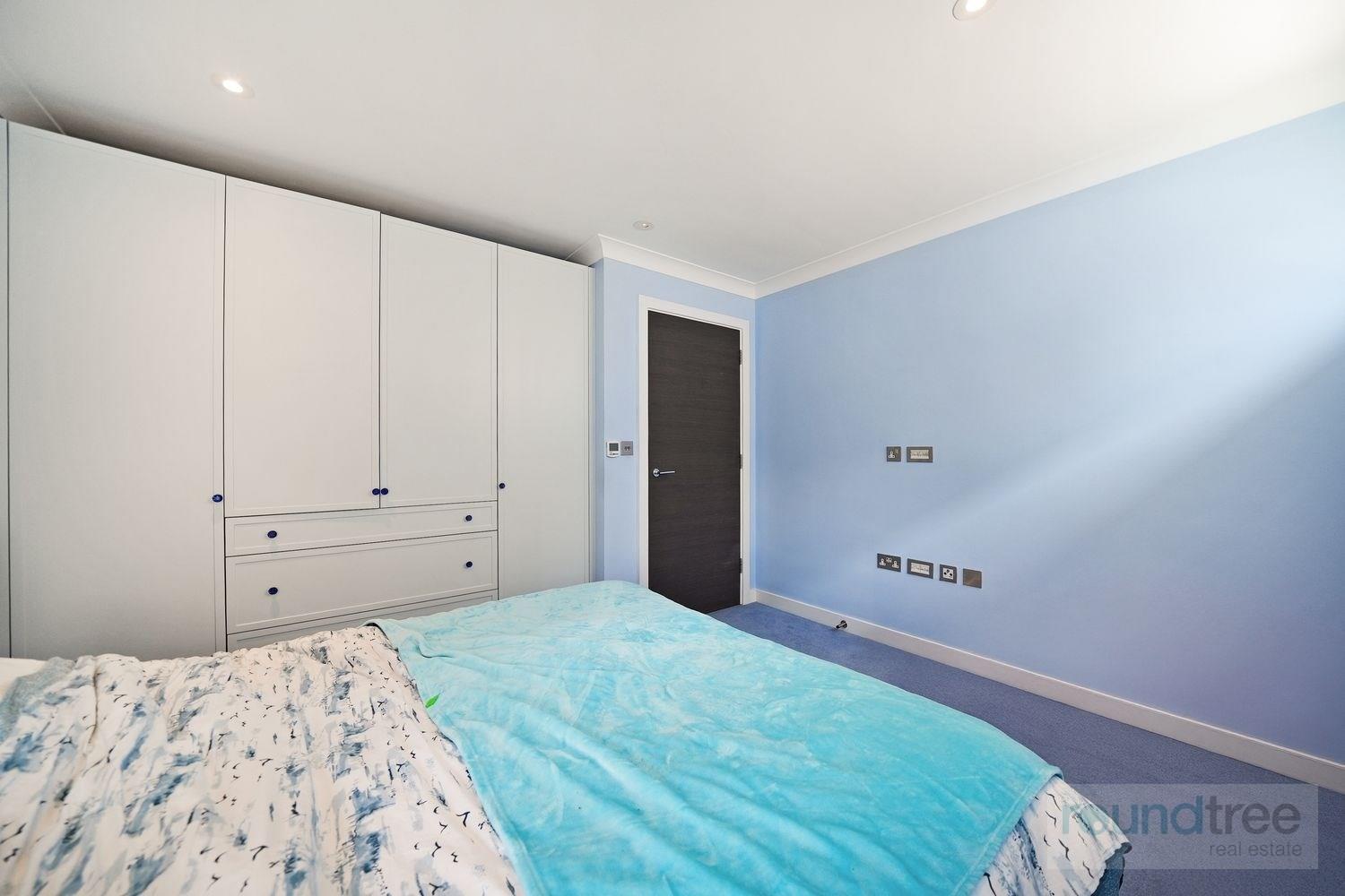 Property Image 4ea8c8a3-1a2d-45eb-9a12-fbdd20a31bb3