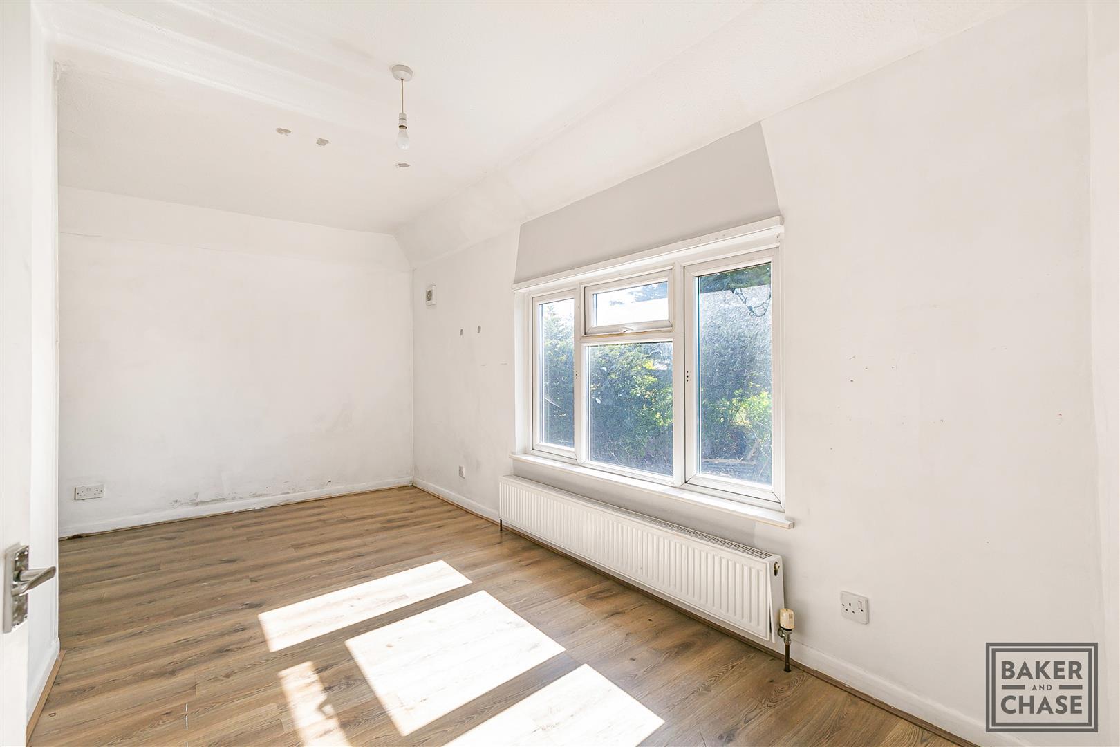 Property Image 4ed54a50-eb2e-43f2-8172-572107401cad