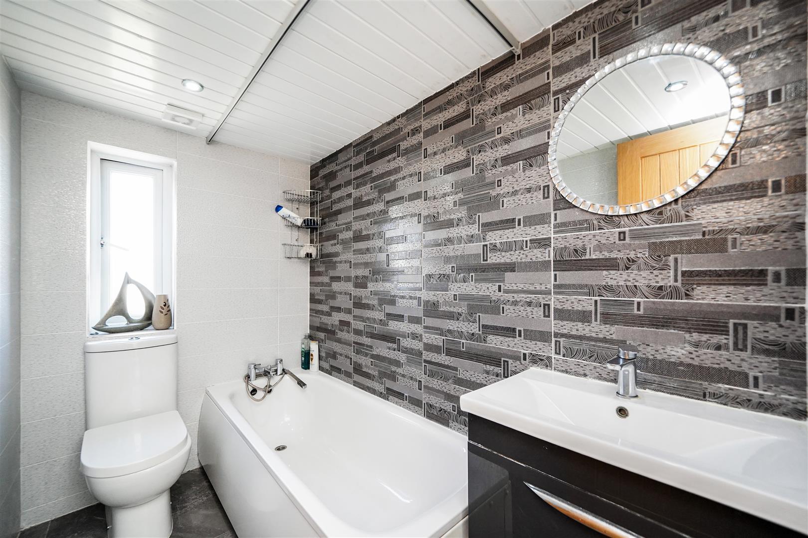 Property Image 4ed95d68-0a53-4dff-82df-96a5d28cd560