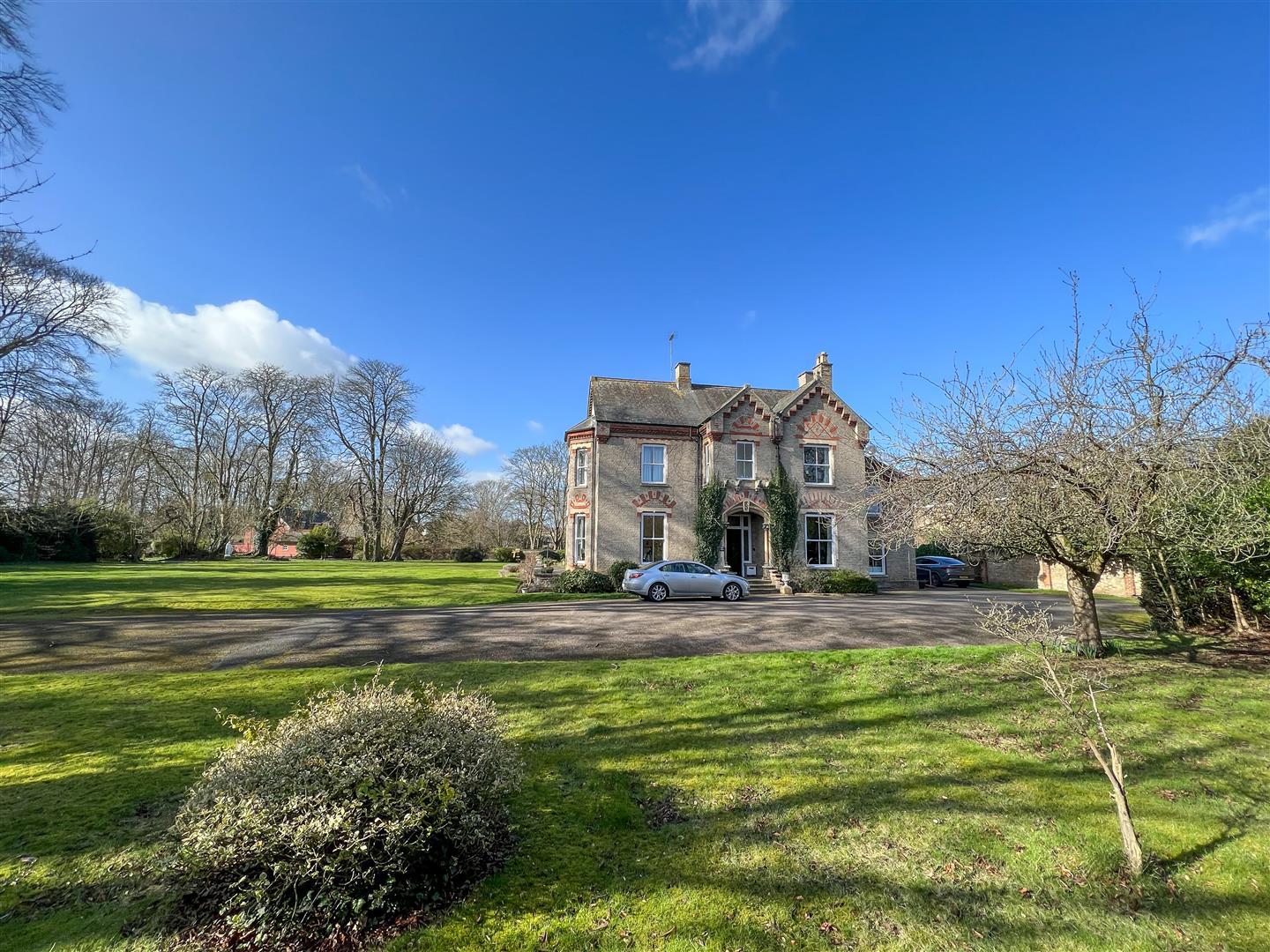 Property Image 4eda4f34-f713-49c6-824a-988b04870654
