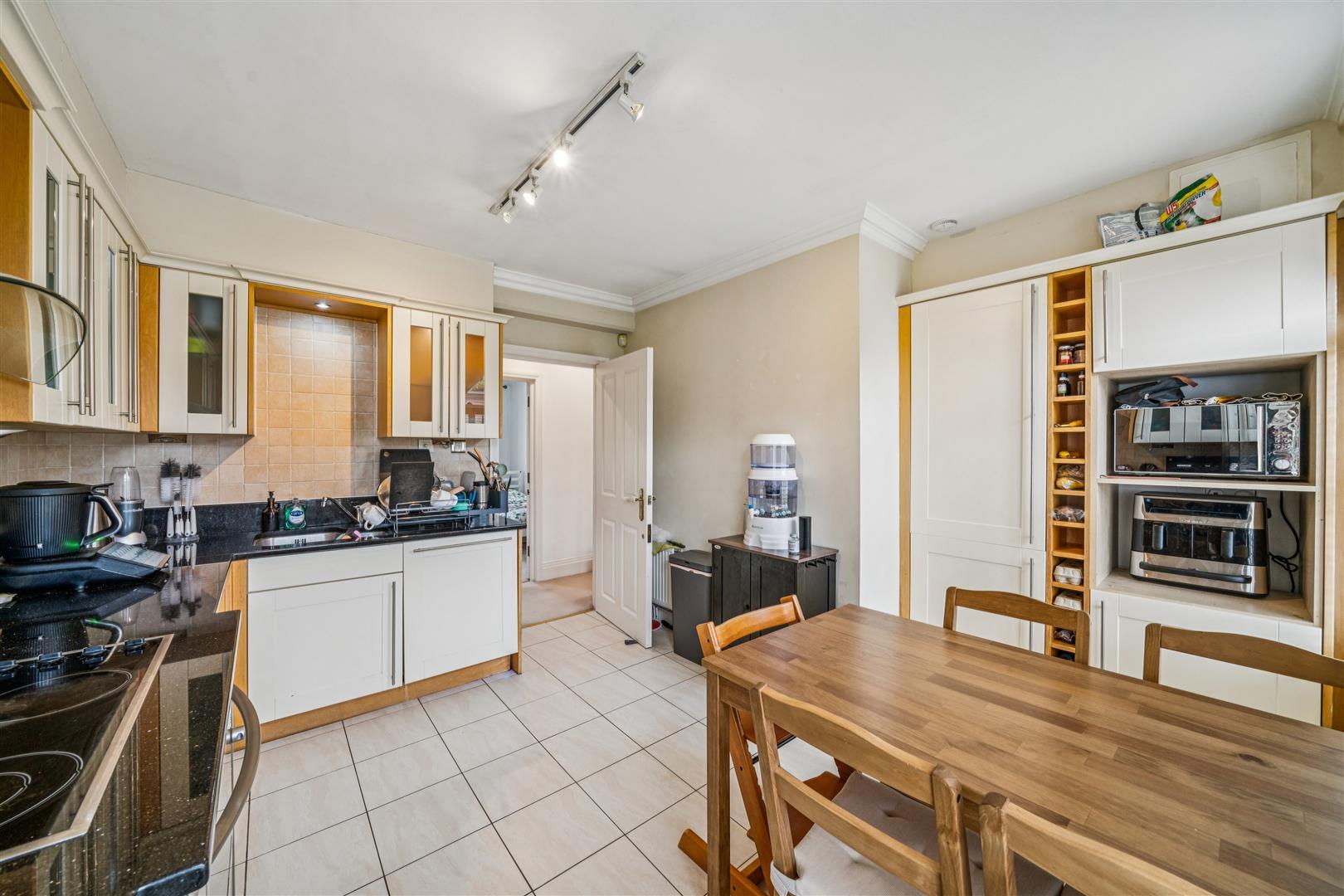 Property Image 4eebd8ea-28a1-45d3-930d-bba36cdb17a8