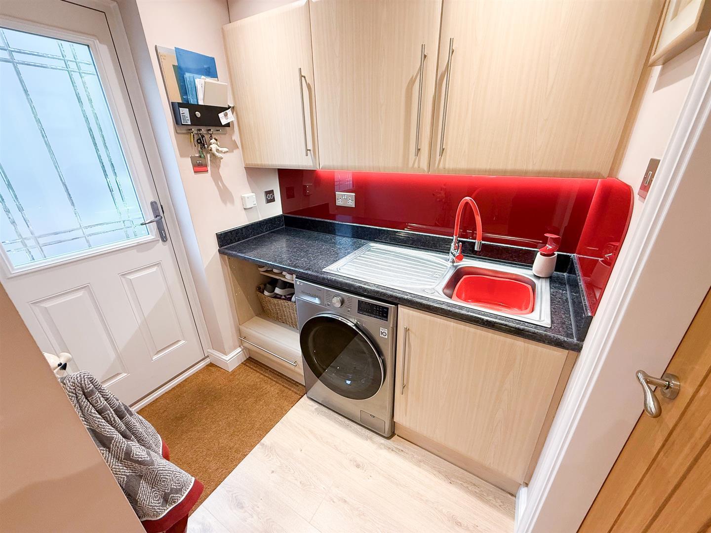 Property Image 4eed6145-2e1b-429f-95ed-b661e6eec7ae