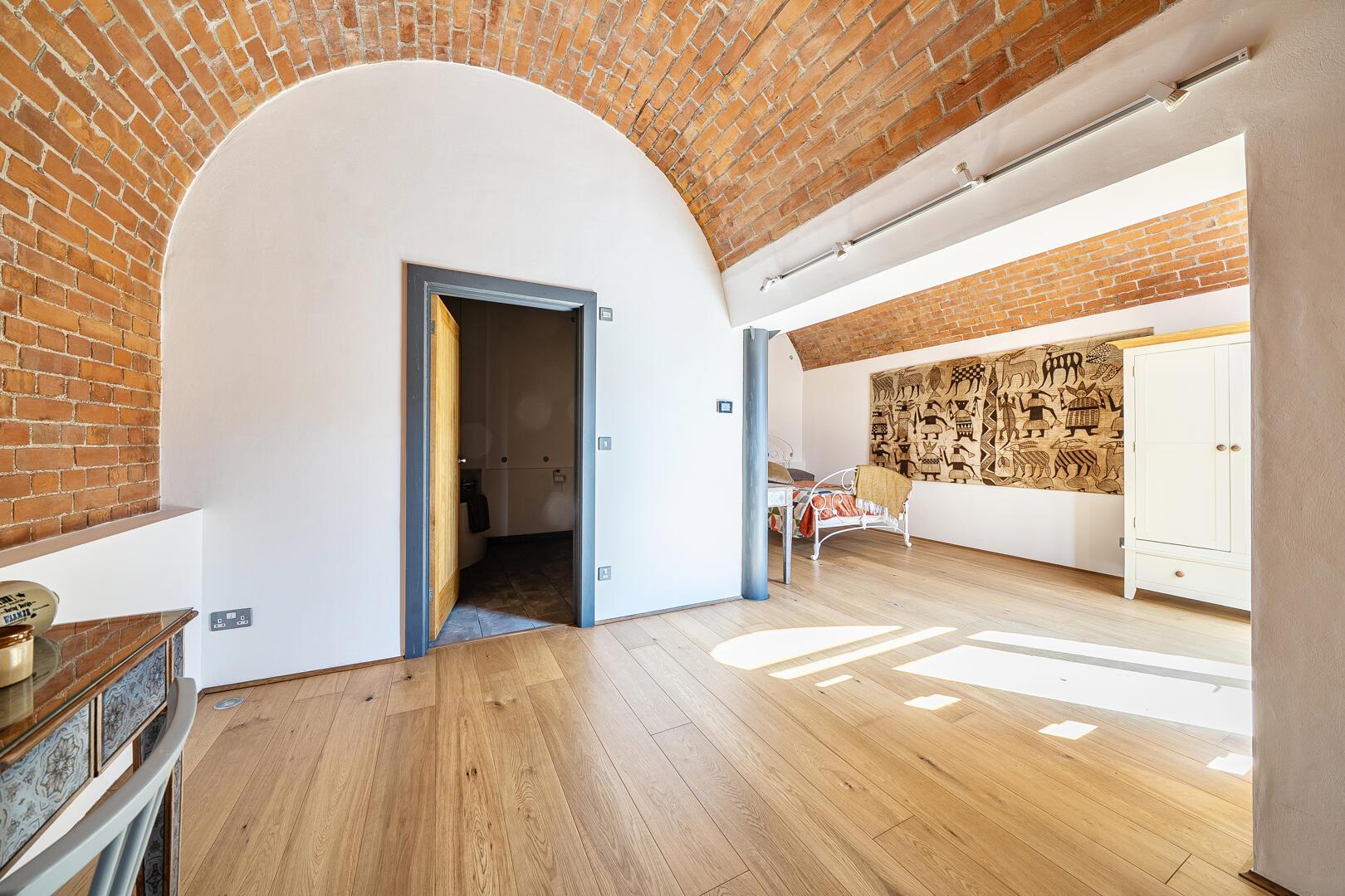 Property Image 4eefcdbd-9786-4b5f-9d99-92887cd2d900