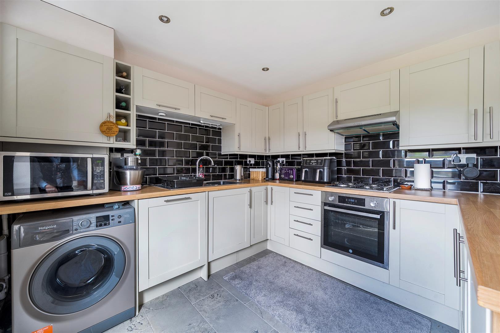Property Image 4ef58ba6-a4c3-4a67-ab6e-9b3b1884507a