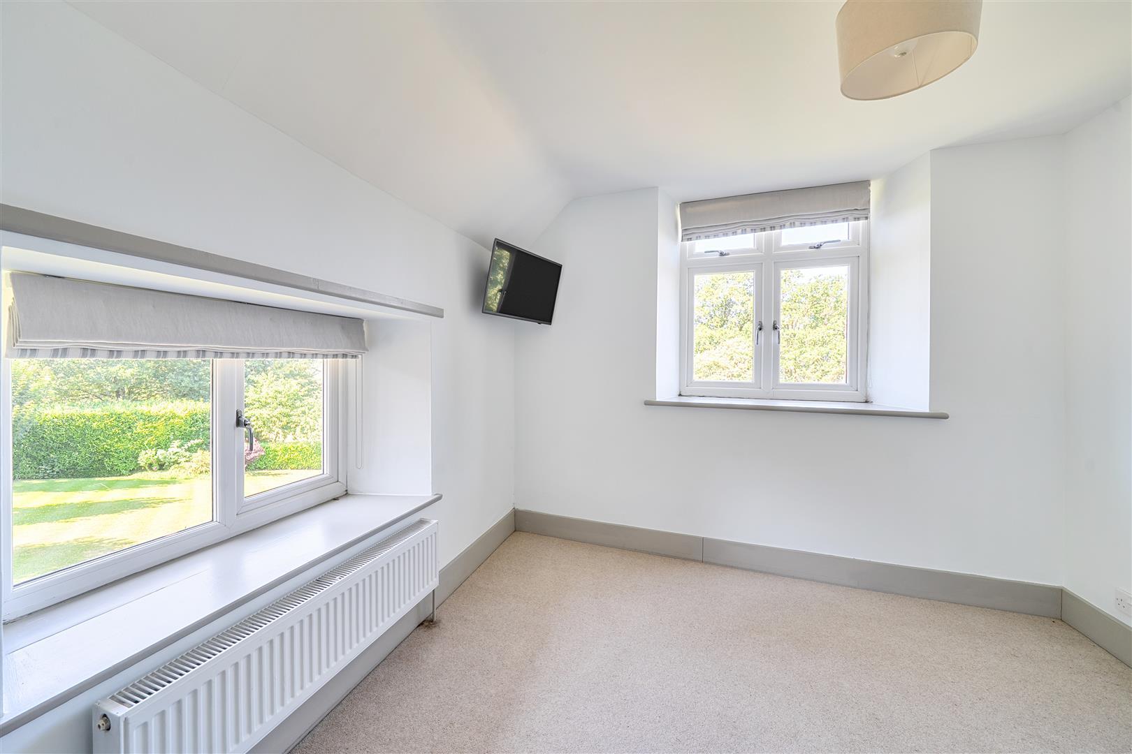 Property Image 4f016bb5-98c1-4e06-873e-afc215c15766