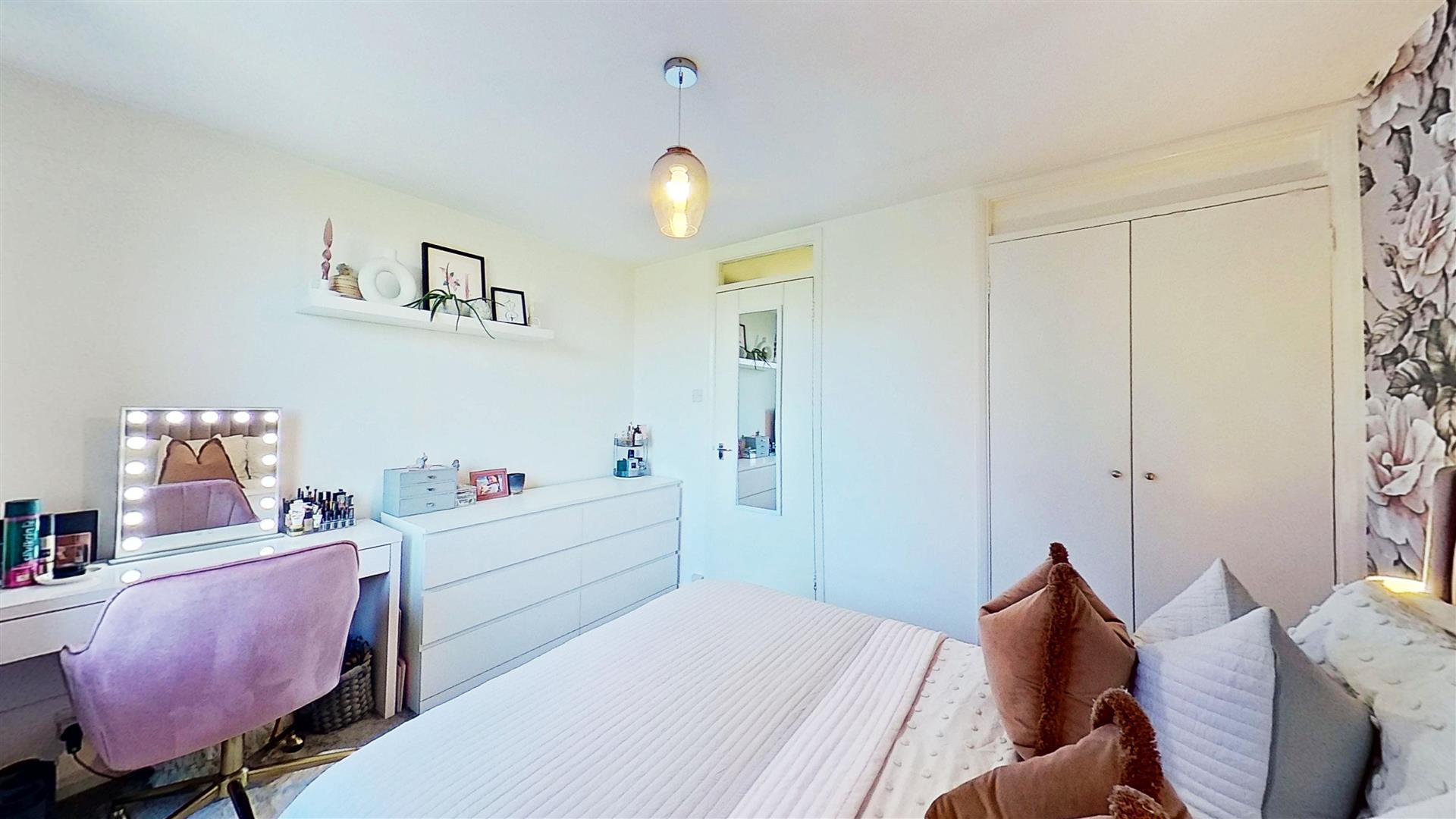 Property Image 4f126fa0-f634-442c-a9a3-b43235296b73