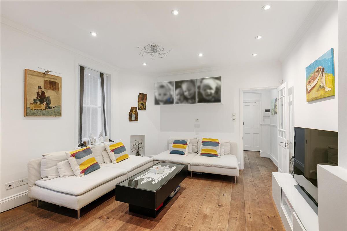 Property Image 4f1bbef8-9a5c-4a4e-bcbd-88739010ecb3