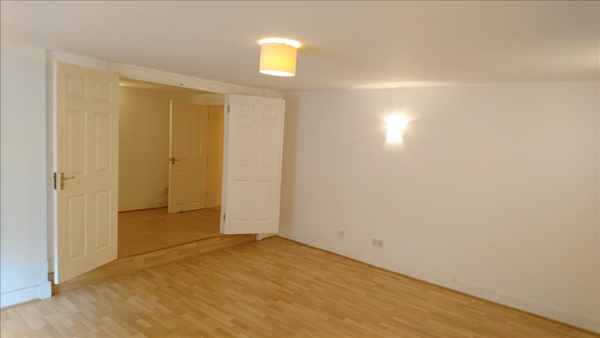 Property Image 4f1d39a6-850c-4369-bcdc-f6a8a8cd5d8f