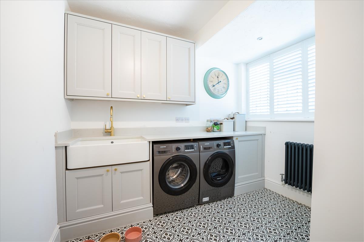 Property Image 4f2fe9bf-c590-48bb-894f-fc6bef21fcc7