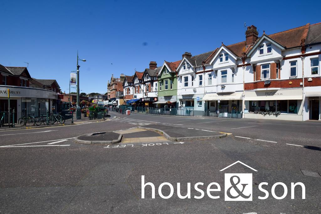 Property Image 4f3a24ae-3e74-49e0-bfb4-14dd68236431