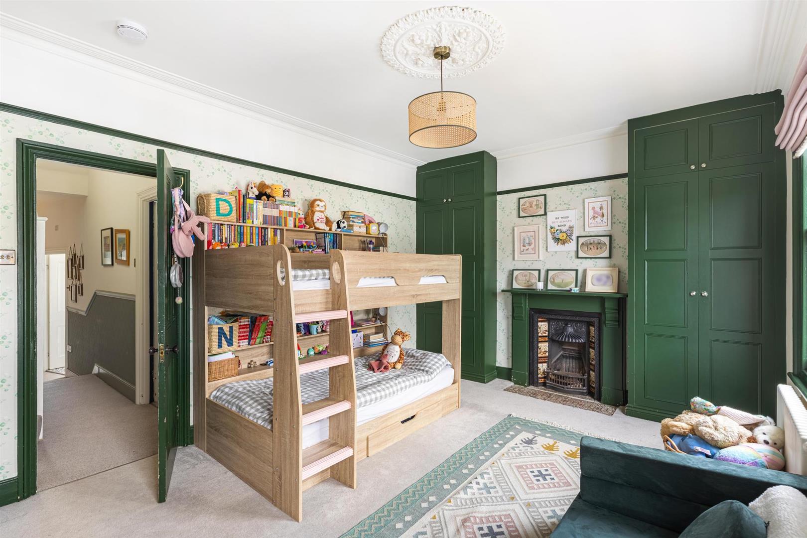 Property Image 4f3f2df5-8afa-40b5-9756-6b15776dd4a3