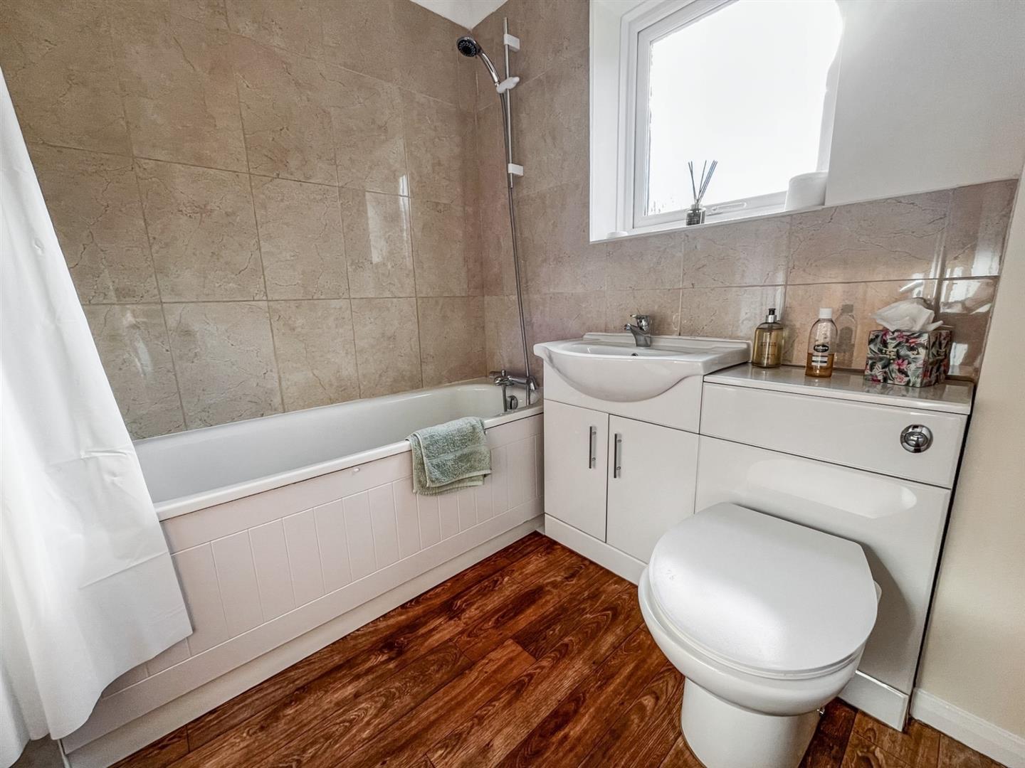 Property Image 4f5f4bb9-af04-4cc7-9670-9882efaeaa06