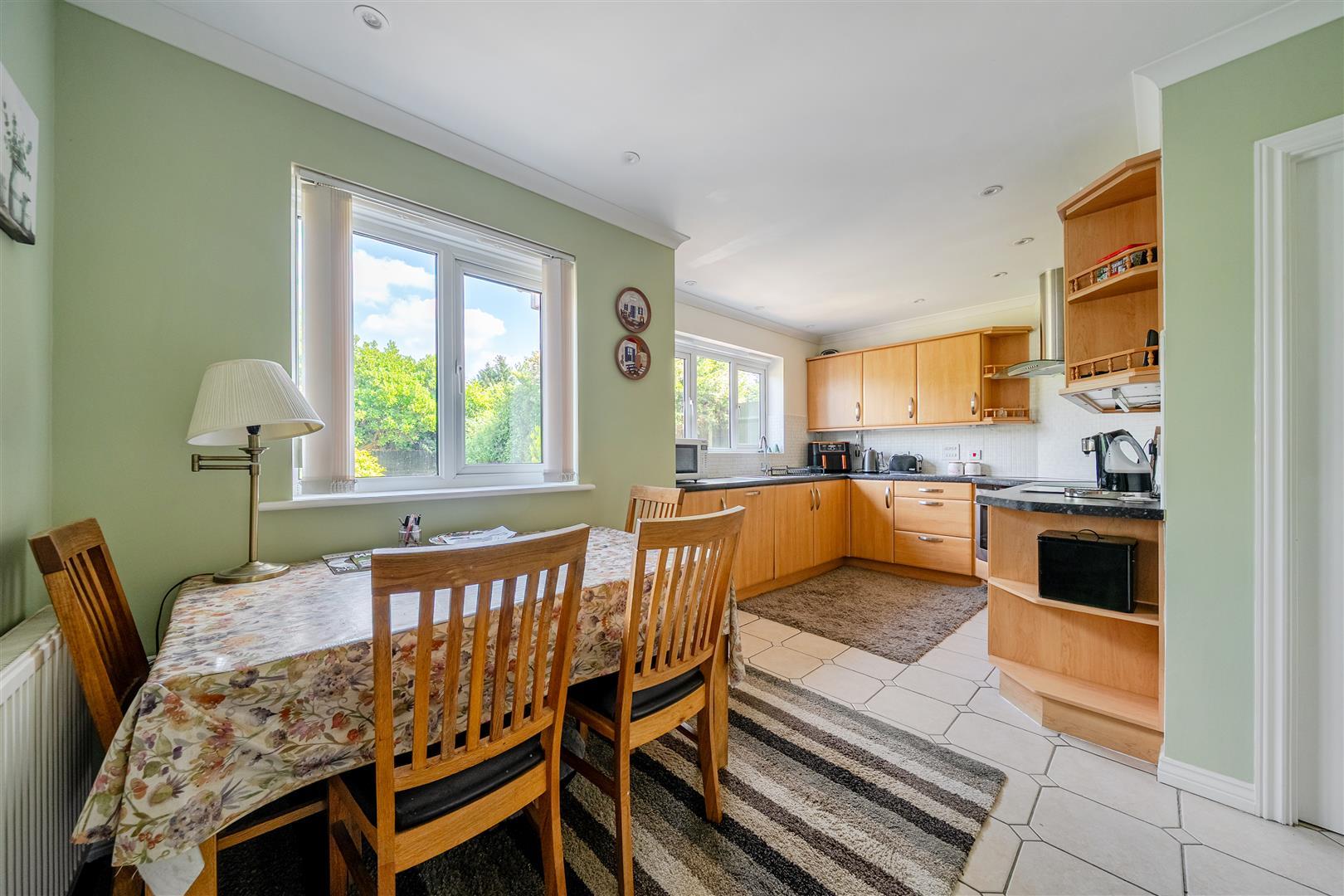 Property Image 4f65fbc6-f089-42d0-83cf-4a4042b0a378