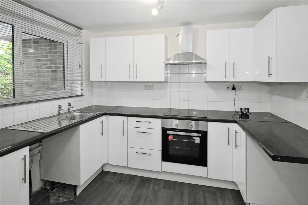 Property Image 4f7161a0-33e7-48ba-b297-9e44af8c64ad