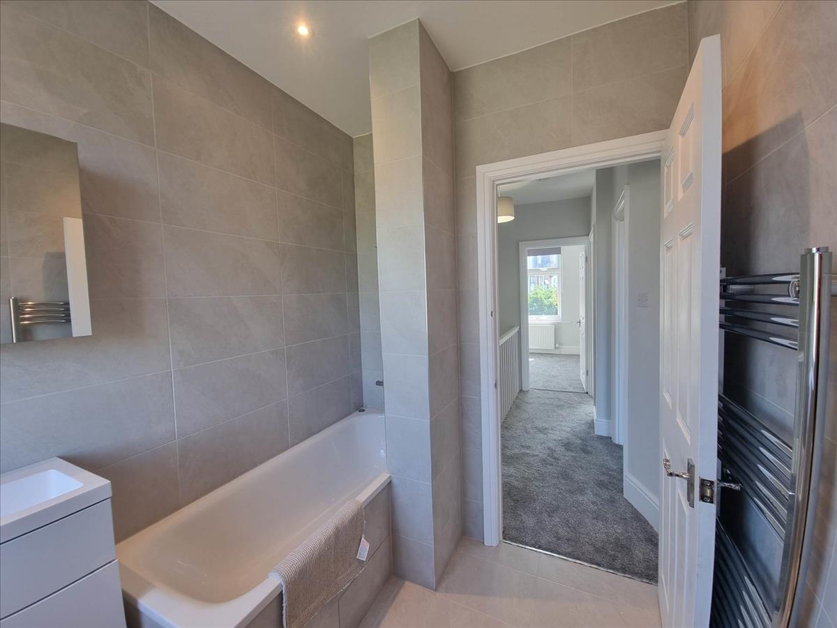 Property Image 4f71fb70-13ed-48af-a754-fe9e6d5893fc