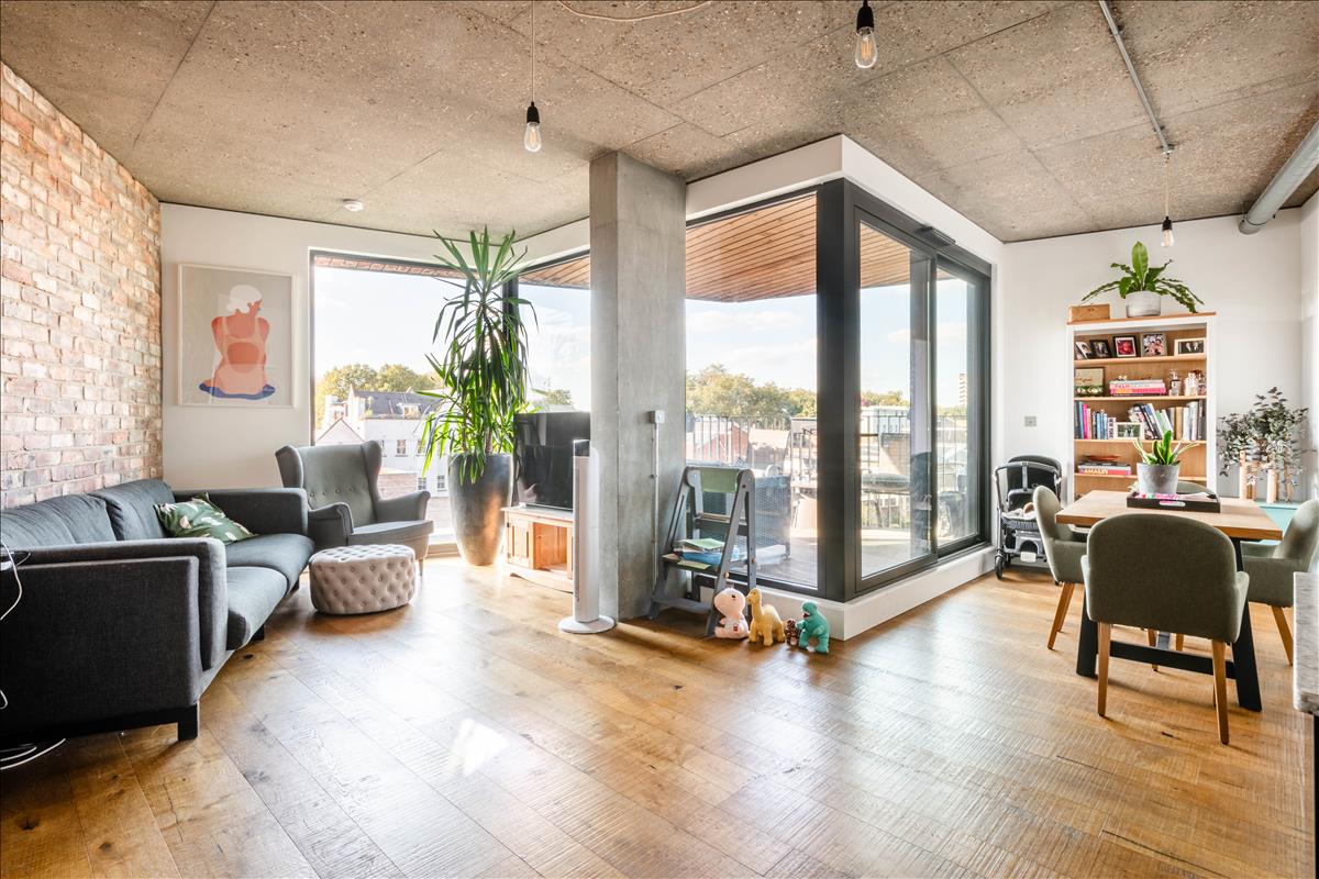 Property Image 4f7ff622-5fe6-4aed-9cd6-2432bac7c8a3