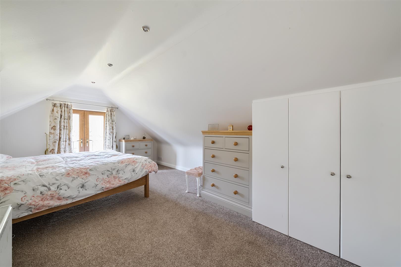Property Image 4f8a9db8-ea25-4ad1-a46c-83fa308248da