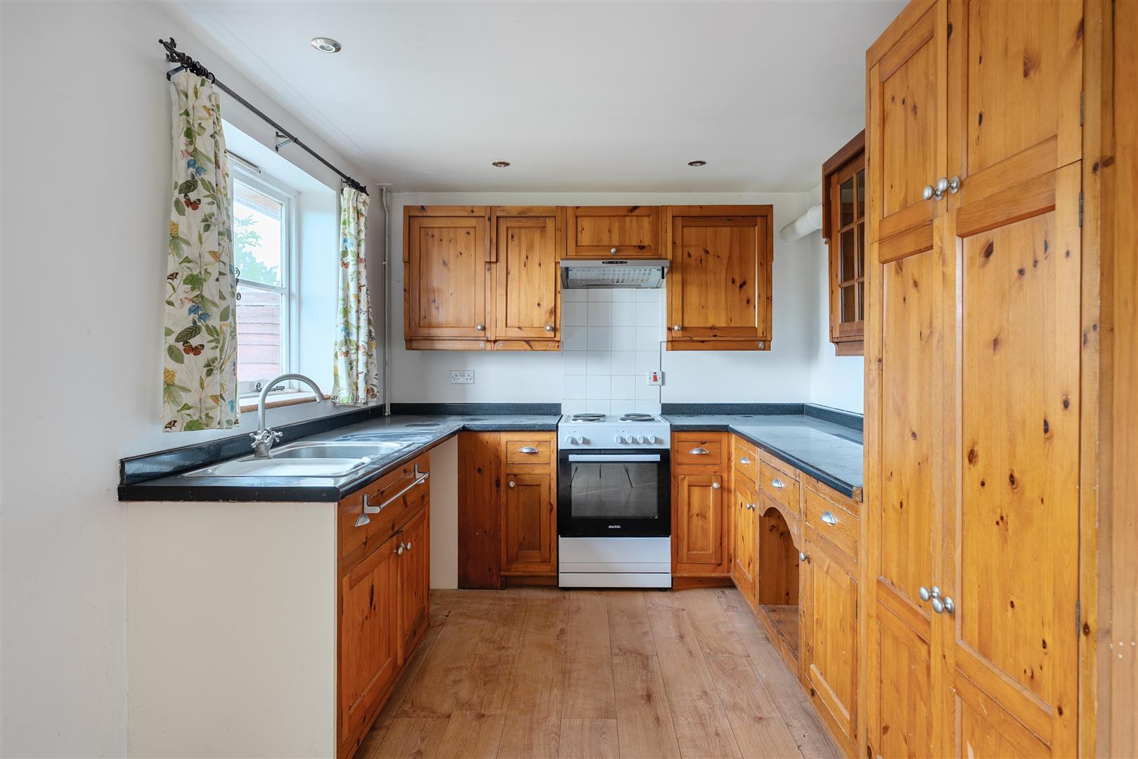 Property Image 4f990acf-82c1-412f-b430-f01f20771912