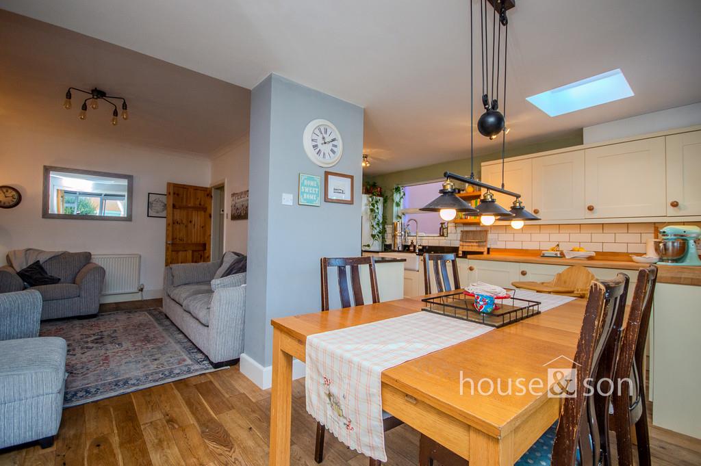 Property Image 4f9bd88a-4023-4692-b115-4d6268028fc8