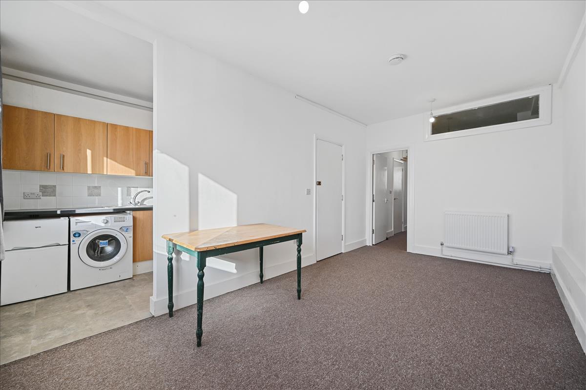 Property Image 4fa14b28-5f5b-497f-95d5-bafe6931f536