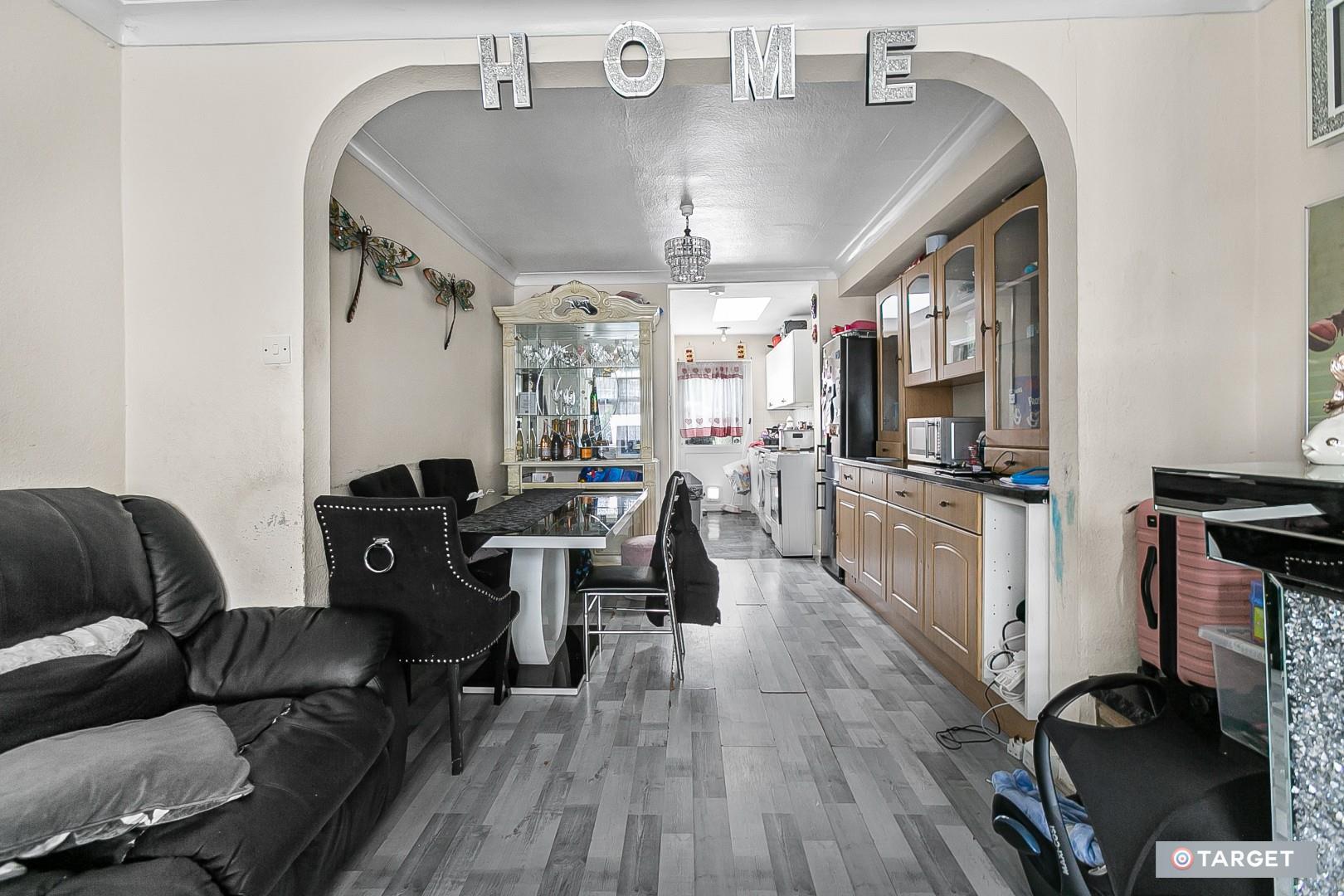 Property Image 4fab83ec-828f-4512-869d-74c1e563dbb9