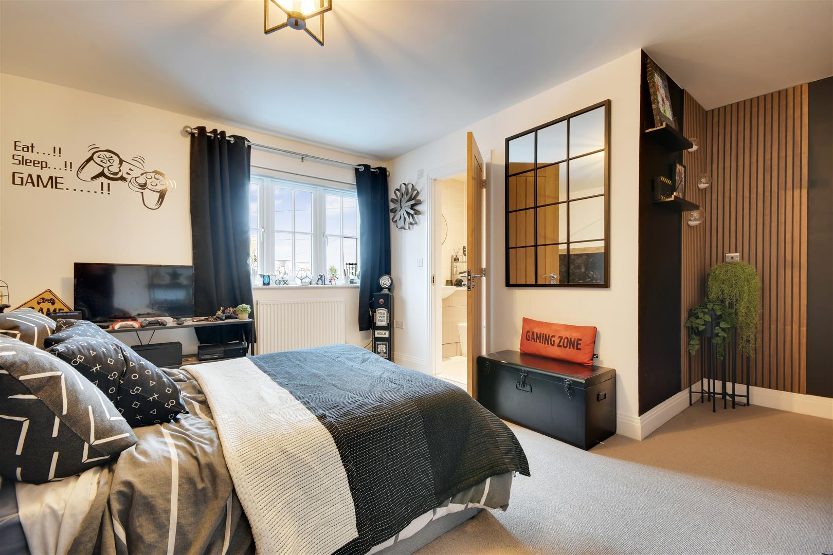 Property Image 4fb0b892-34a3-4a47-8601-4c93f7fd0fda