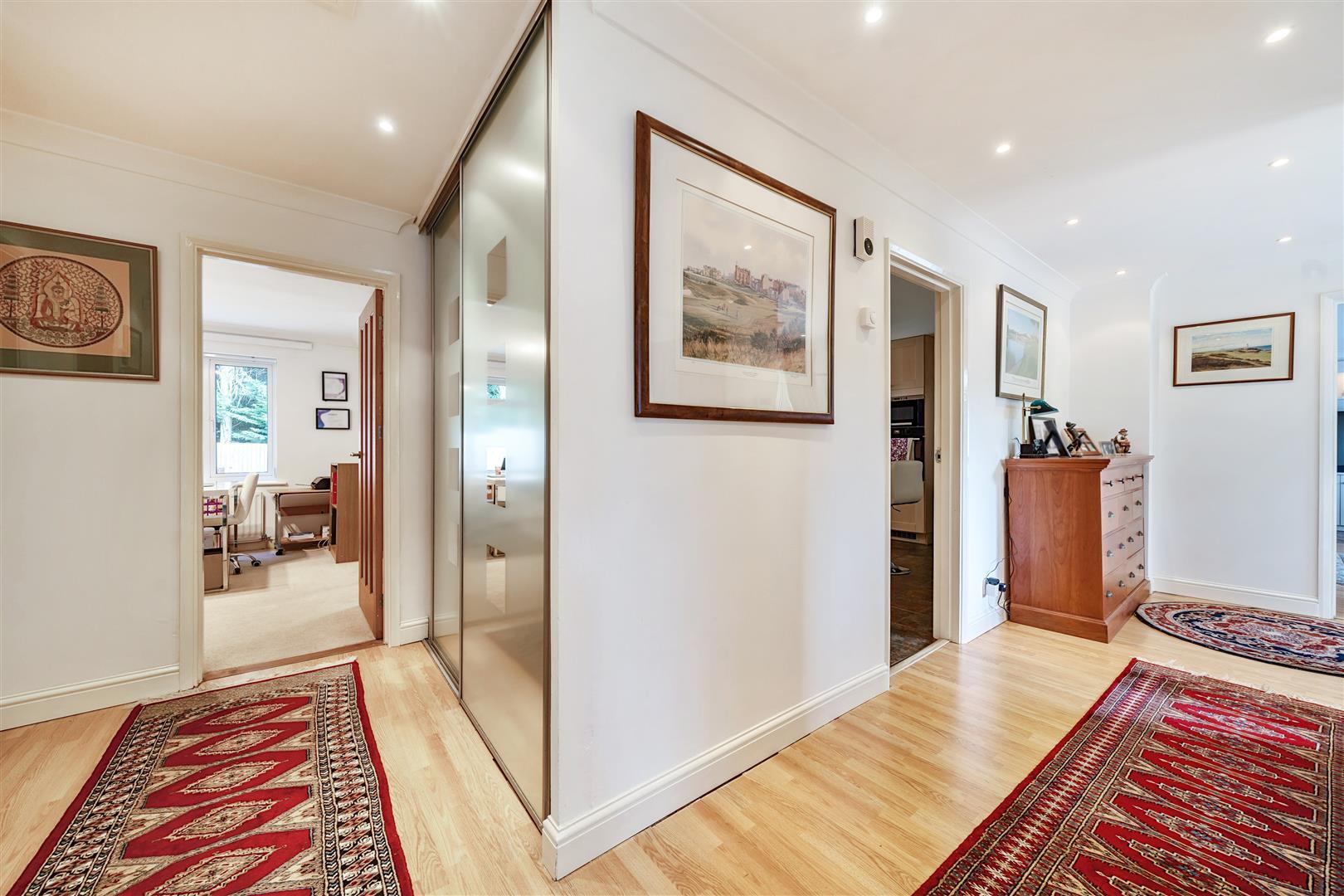 Property Image 4fbbeae6-d22f-4ee1-b369-3f2ef02511cd