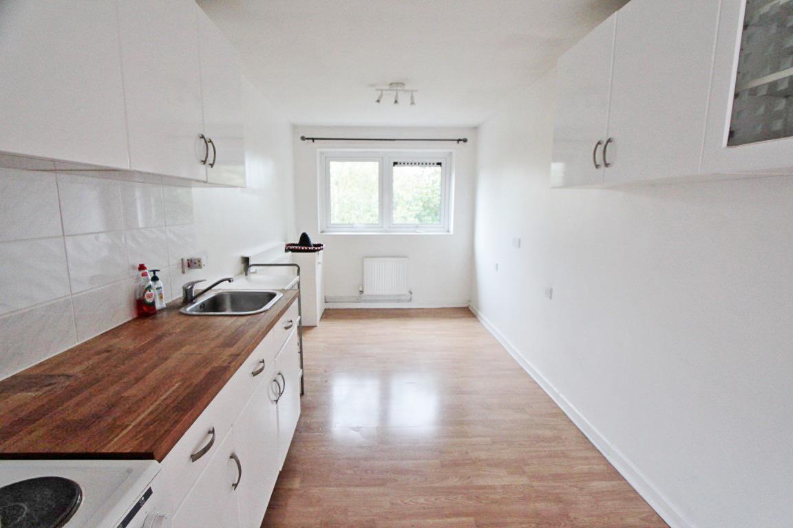 Property Image 4fc0c102-dea6-45e3-8dd9-a004f27c7de5