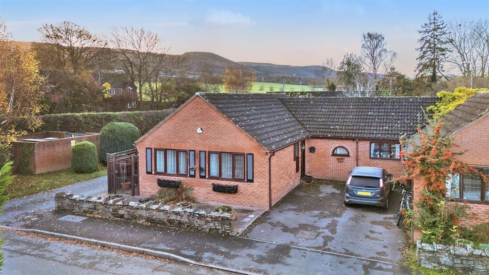 Property Image 4fc96553-b42d-4997-a2fe-031bd7c677cb