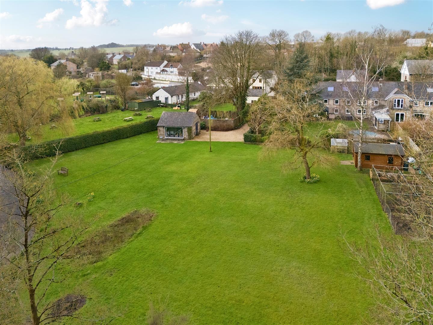Property Image 4fd8a828-1d79-4be5-bd54-0a5c7ca3e7cb