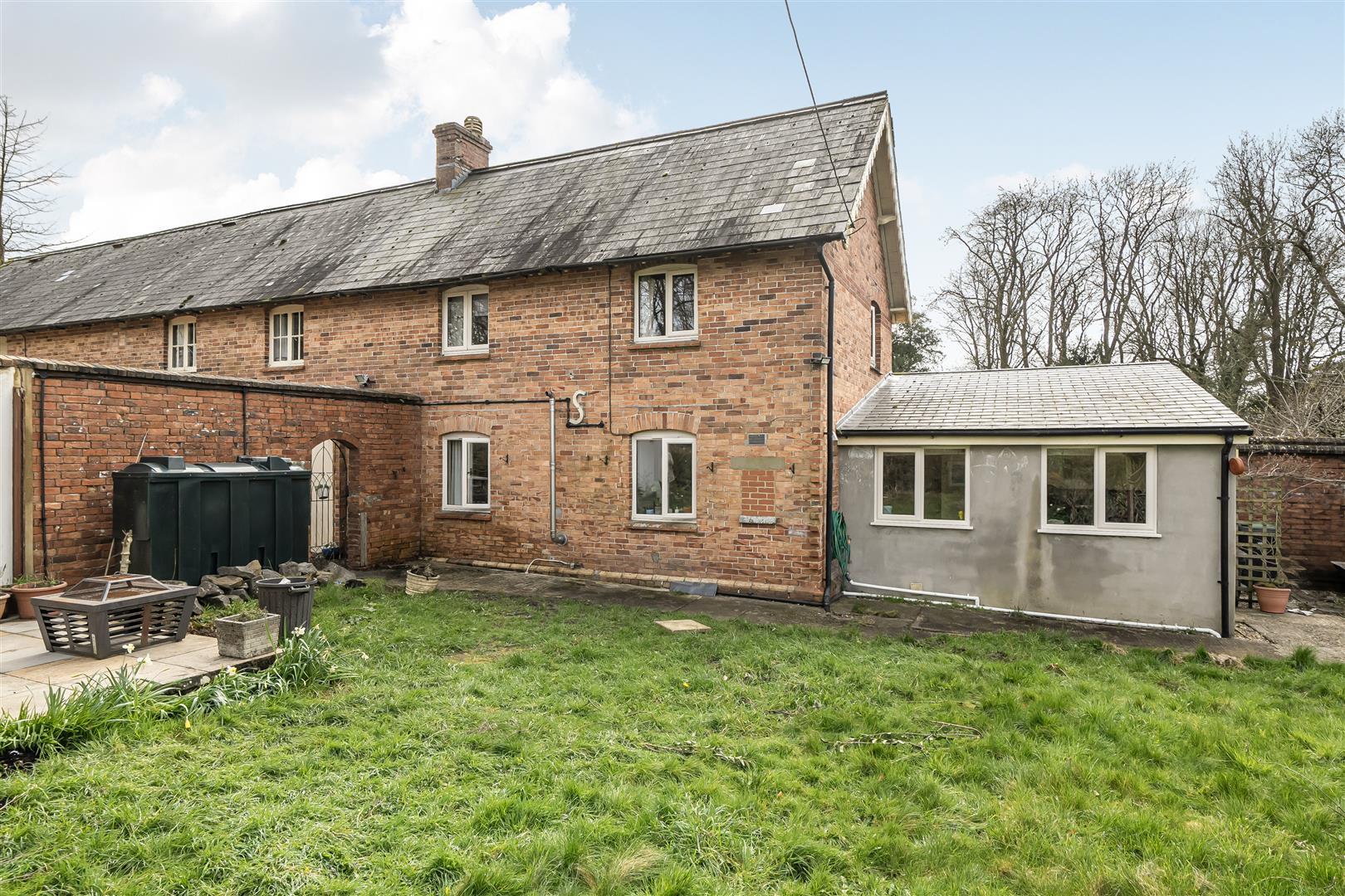 Property Image 4fe37af3-f68b-40dc-9ad1-cfb9fd05fd9a